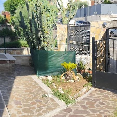 Appartamento Con Giardino Roma Exterior foto